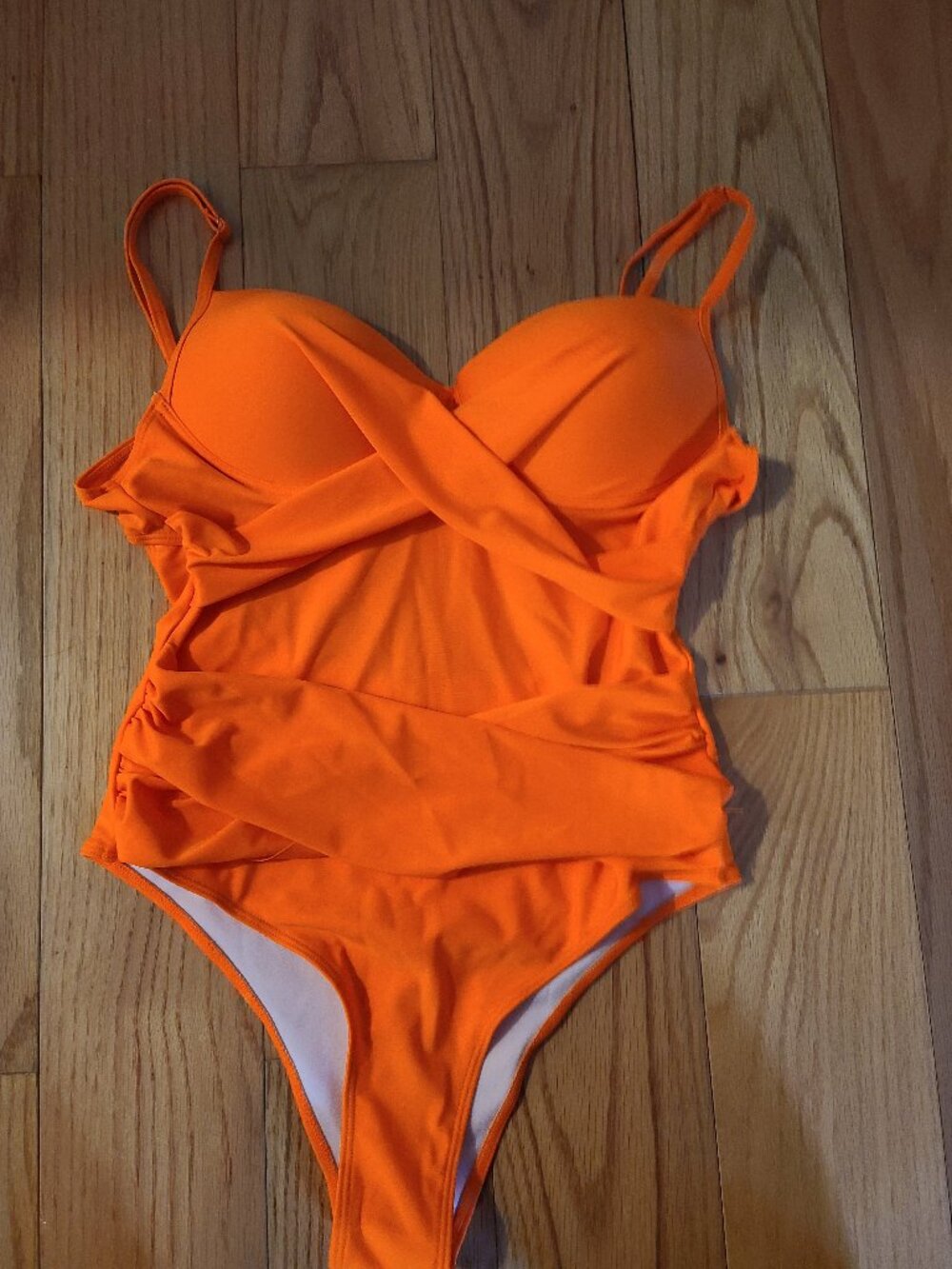 Women's Temu Swimsuit - NEW